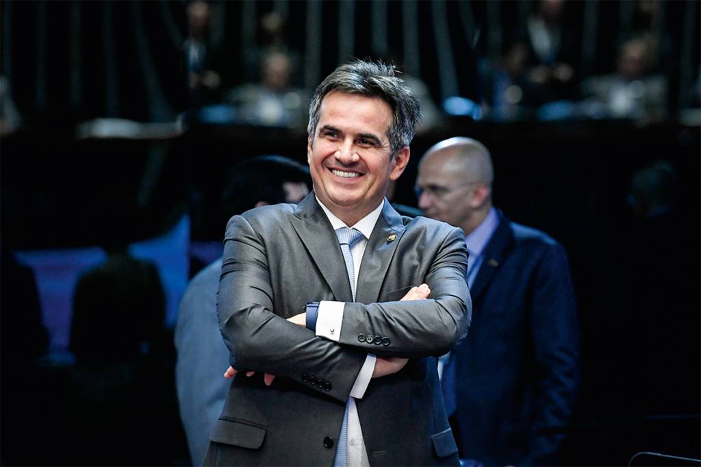 CENTRÃO - Ciro, presidente do PP, para Bolsonaro: “O senhor já está reeleito” -