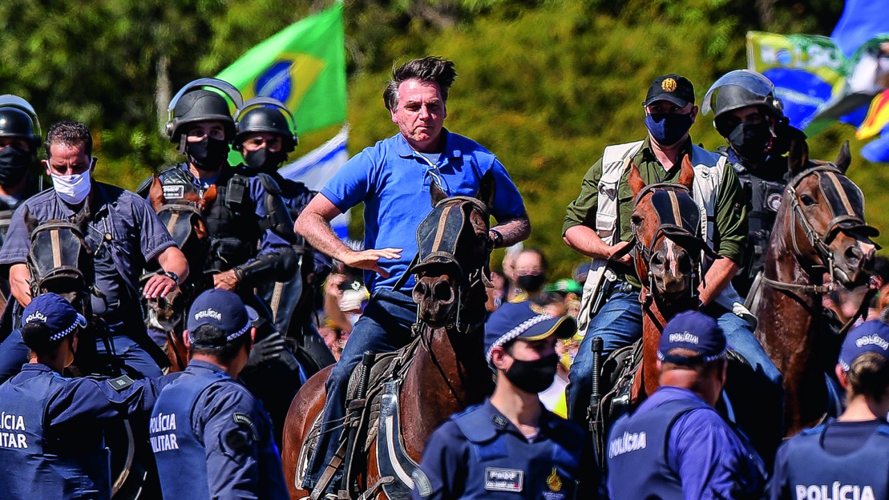 CONVERSÃO - Bolsonaro: radicalismo deu lugar a discurso mais moderado -