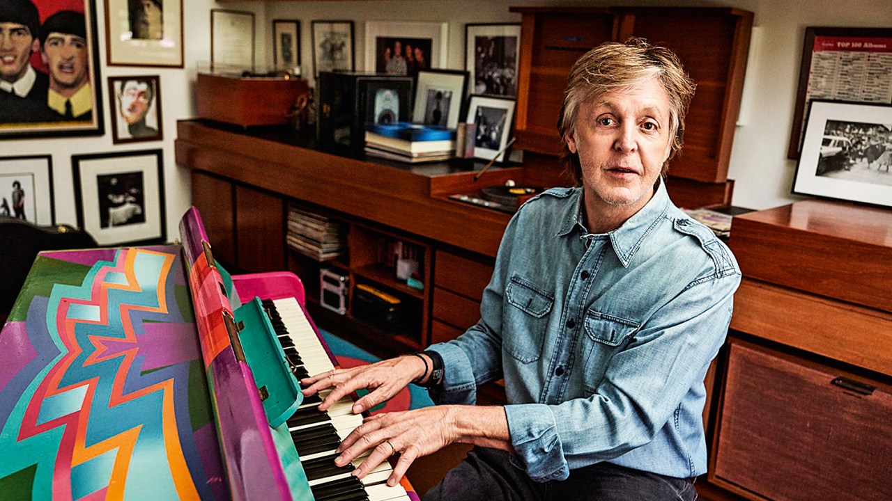 QUARENTENA - Paul McCartney: ele aproveitou o confinamento para retornar às suas raízes musicais -