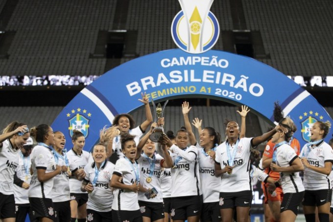 Corinthians comemora o título do Brasileirão Feminino de 2020 em Itaquera