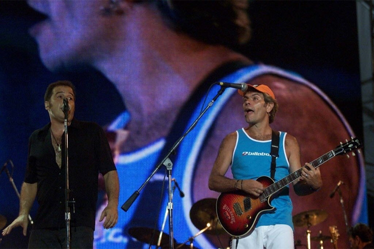 Ira! e Ultraje a Rigor em apresentação no Rock in Rio 2001