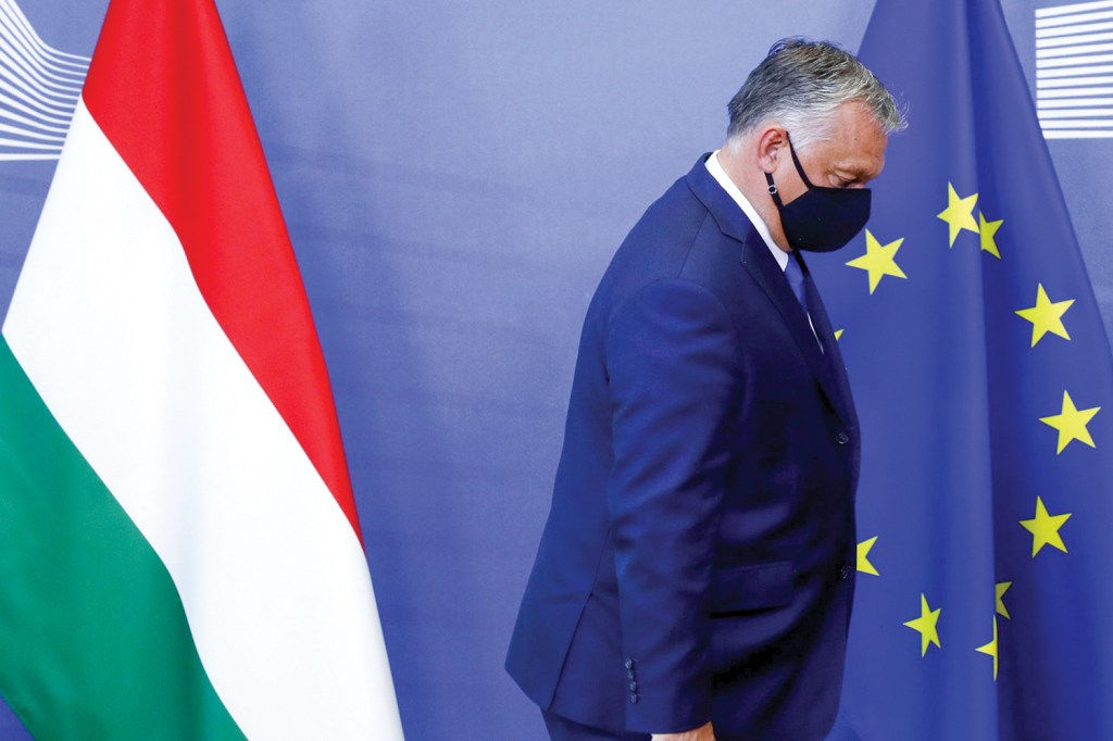 VIKTOR ORBÁN - Depois de dez anos, o premiê da Hungria vê seu partido ser superado em pesquisas -