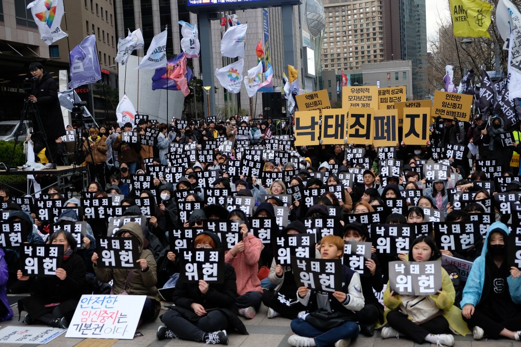 Manifestação pró-aborto realizada em Seul, em março de 2019