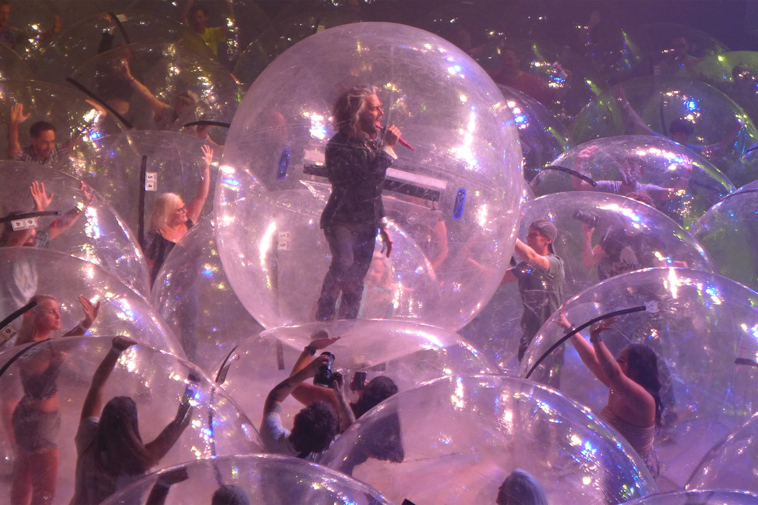 the flaming lips bubble concert