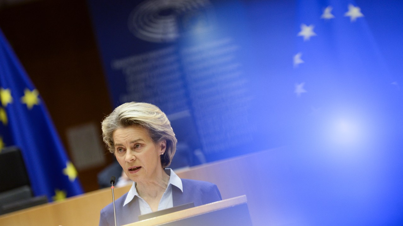 Presidente da Comissão Europeia, Ursula von der Leyen, durante discurso em Bruxelas. 10/02/2021