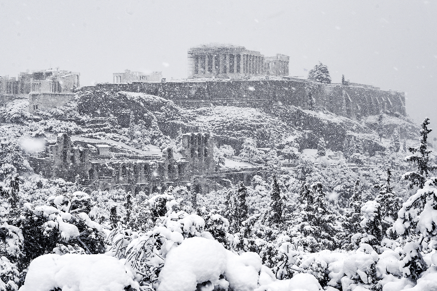 O Inverno Dos Deuses Monumentos Da Grecia Ficam Cobertos De Neve Veja