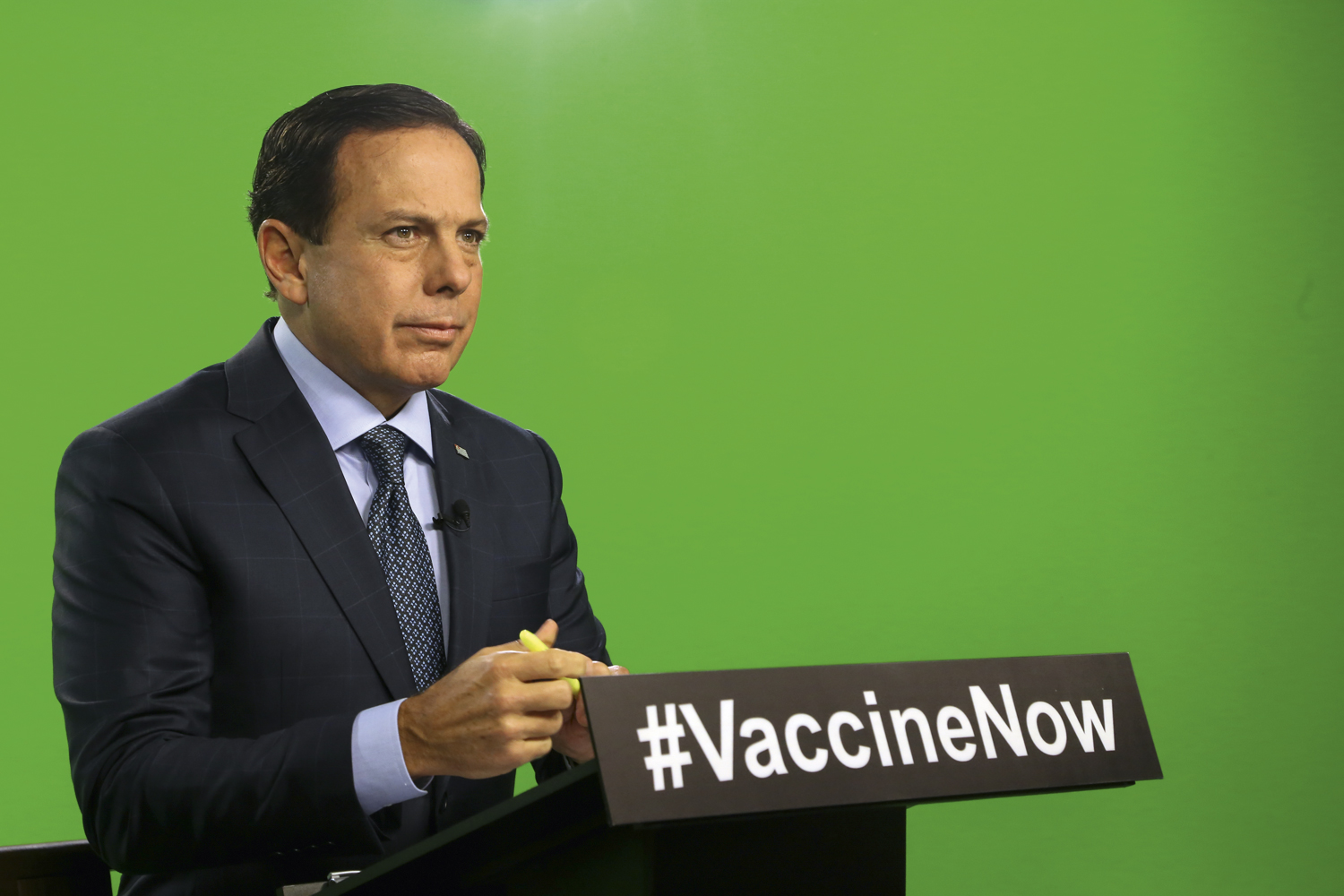 NO JOGO - Doria: o governador paulista cresceu com a guerra da vacina -