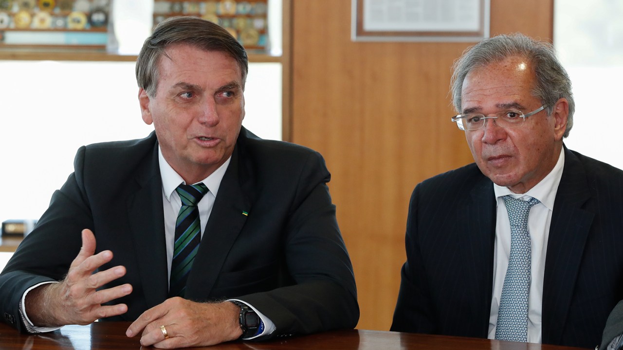 Jair Bolsonaro e o ministro da economia, Paulo Guedes -