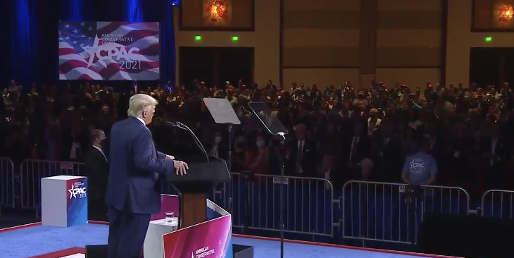 Trump discursa em evento de conservadores, na Flórida
