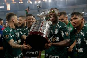 Palmeiras Depois de 21 anos, Palmeiras voltou a conquistar a América