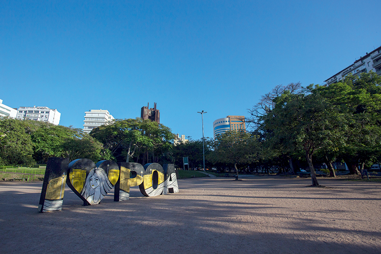FECHADO - Parque em Porto Alegre: a aposta foi no isolamento por regiões -