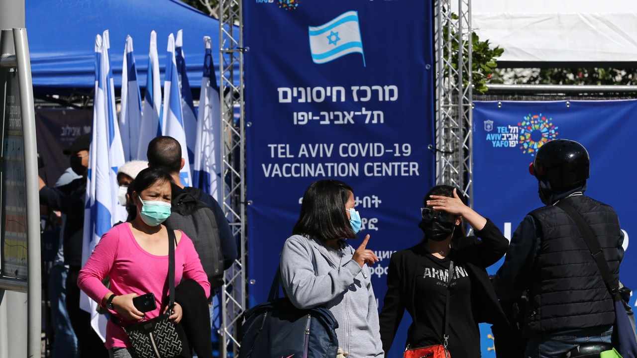 Centro para vacinação contra a Covid-19 em Tel Aviv, Israel. 10/02/2021