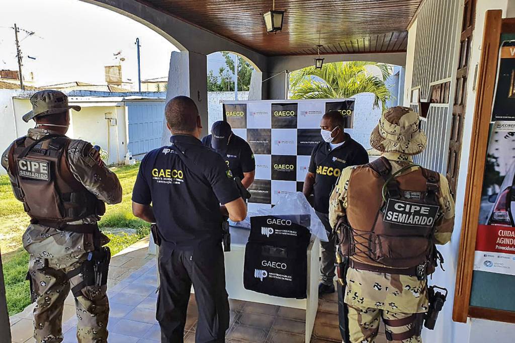 OPERACAO-FALSO-NEGATIVO-2021-02-(1).jpg FRAUDE - Operação policial em Brasília: empresa suspeita de irregularidade -