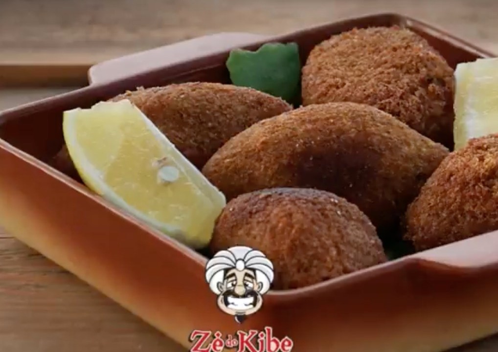 Anúncio do restaurante especializado em culinária árabe Zé do Kibe.