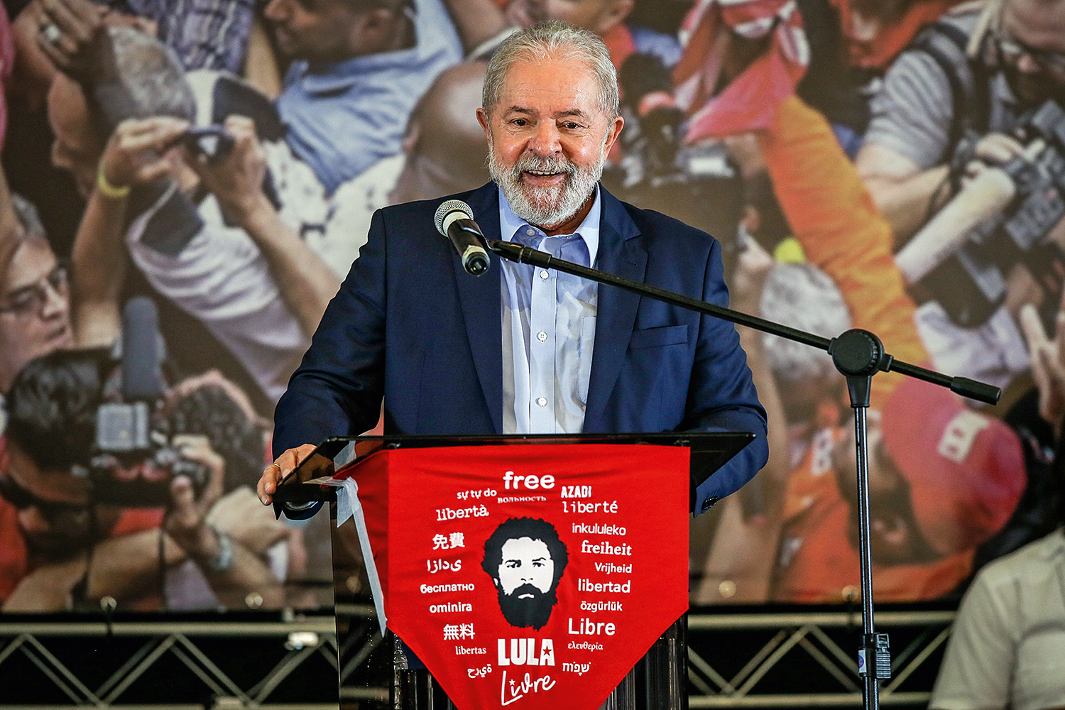 RINDO POR ÚLTIMO - Lula: o ex-presidente se livrou da condenação por crime de corrupção no caso do triplex -