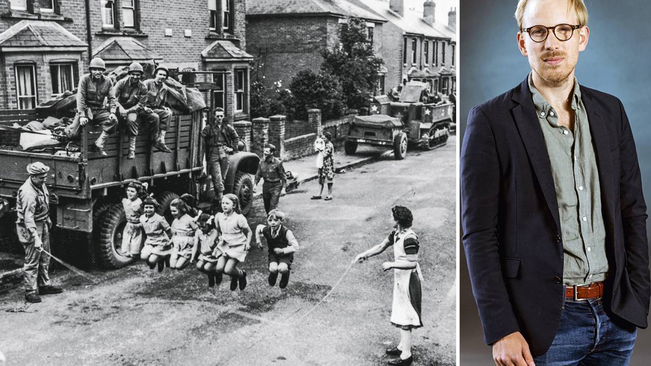 RESILIÊNCIA - Crianças brincam na Londres arrasada pelas bombas da II Guerra, e Bregman (à dir.): bondade prevalece em tempos duros -