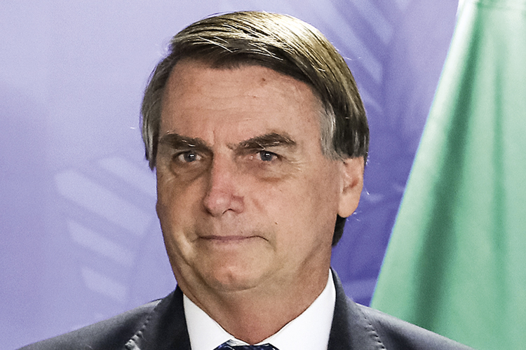 Bolsonaro entra com ação no STF para derrubar restrições em Estados | VEJA
