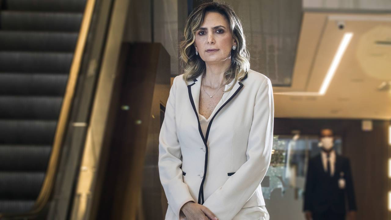 QUASE LÁ - Ludhmila: o recuo na nomeação após a pressão de radicais irritou Lira -