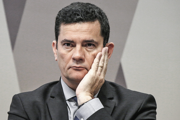 Moro vê ‘manobras jurídicas’ no caso tríplex — e vira alvo de críticas