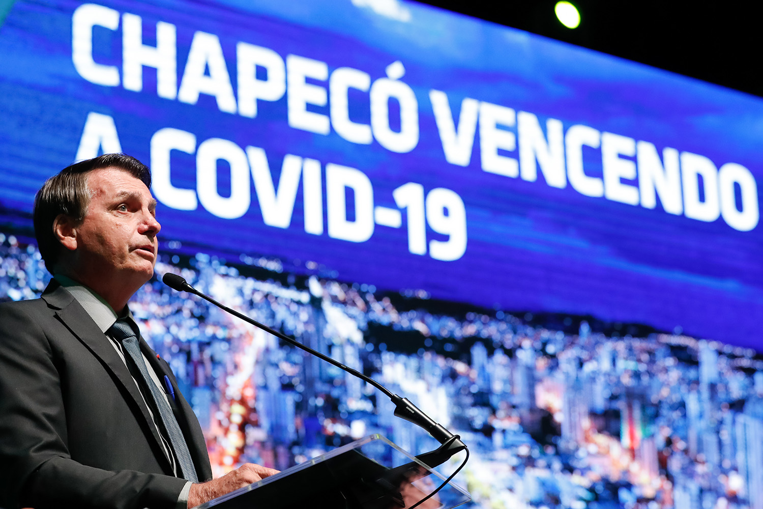 Jair Bolsonaro durante discurso em sua visita à cidade de Chapecó -