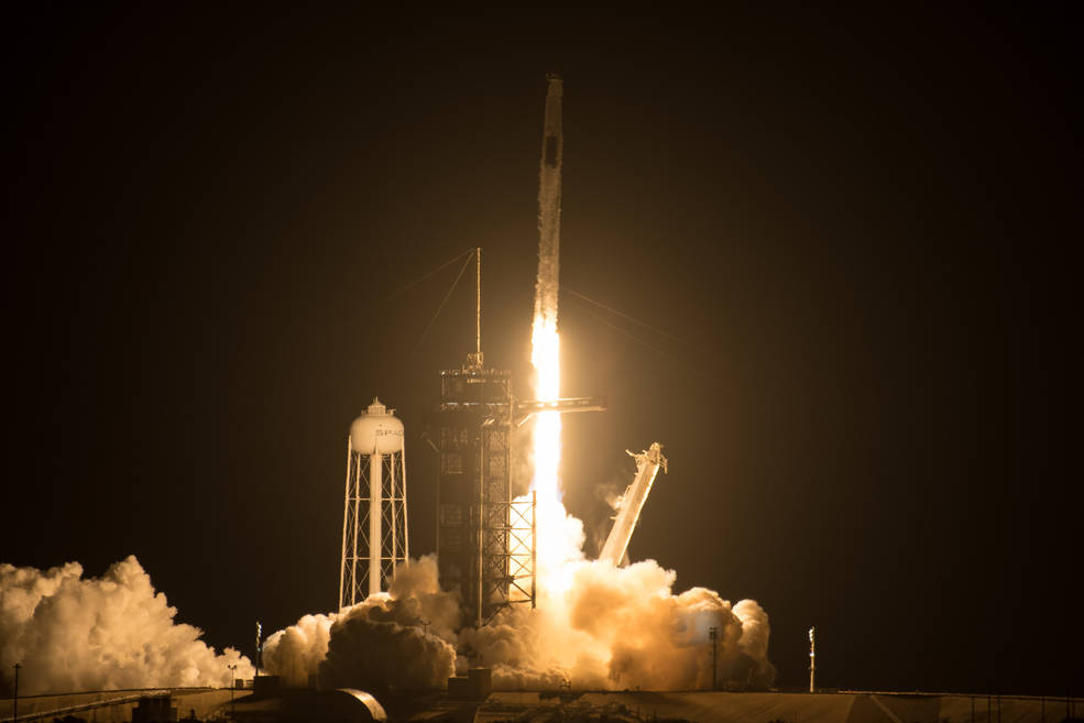 Falcon 9 lançamento