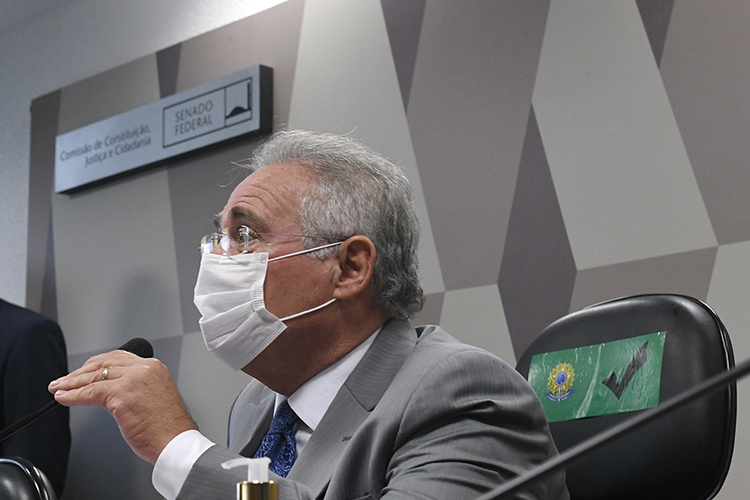 Rennan Calheiros durante sessão da CPI da Covid, em Brasília -