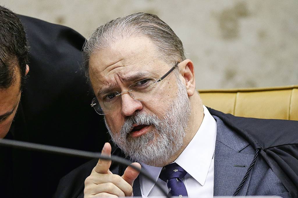AUGUSTO-ARAS-2020-982-(2).jpeg Aras não se emocionou com revelações de Cabral sobre Toffoli
