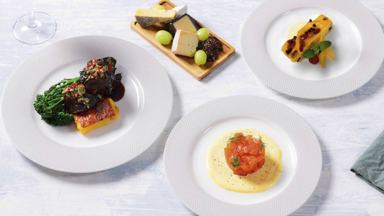 BRITISH AIRWAYS - Peixe timbale da Escócia, carne cozida durante 48 horas e quatro tipos de queijo: luxo doméstico -