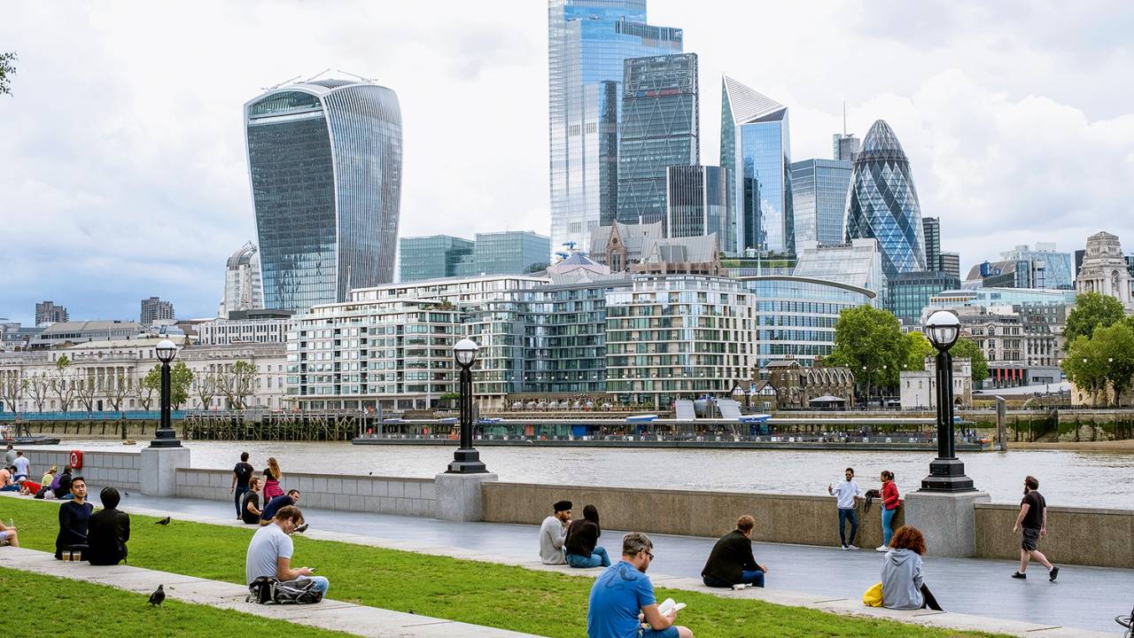 DESAFIO - Começo de normalidade em Londres: vantagem embaçada por perrengues anunciados -