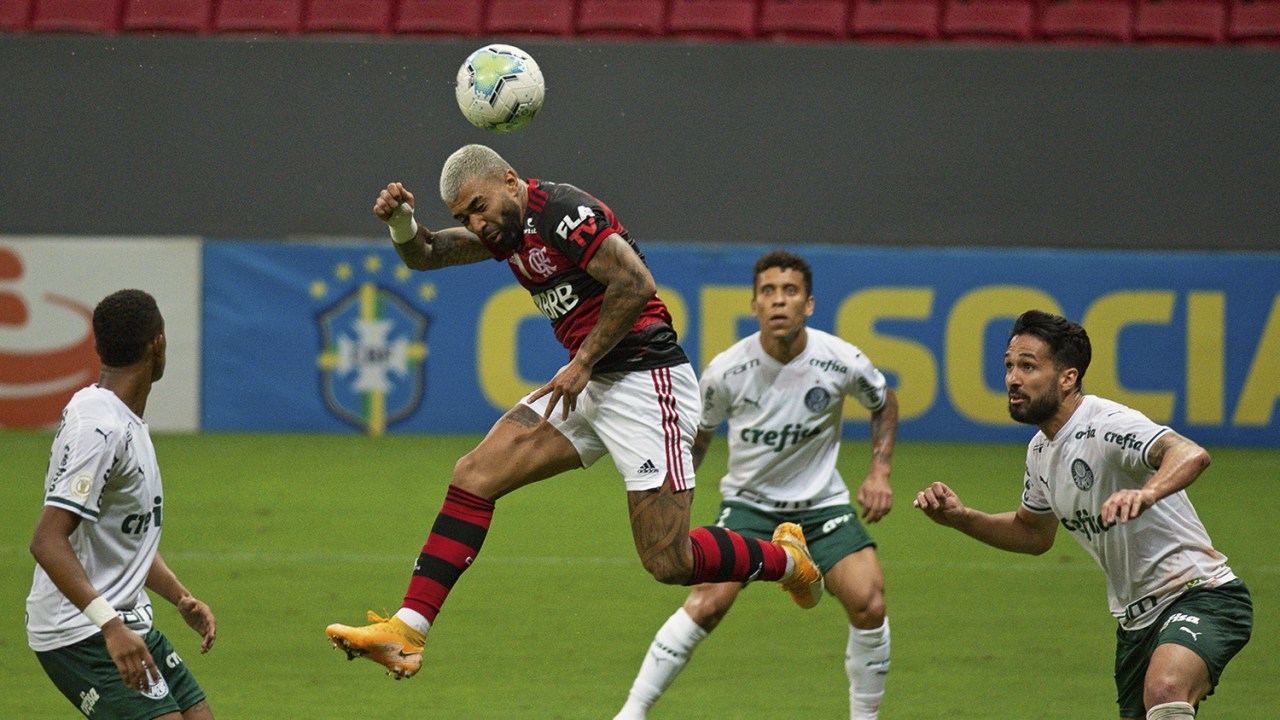 MULTICAMPEÕES - Embate entre Palmeiras e Flamengo: resultados no gramado ligados aos cuidados na gestão -
