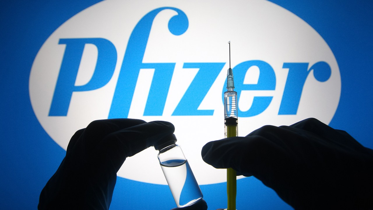 Pfizer fez sete ofertas para fornecimento de vacinas