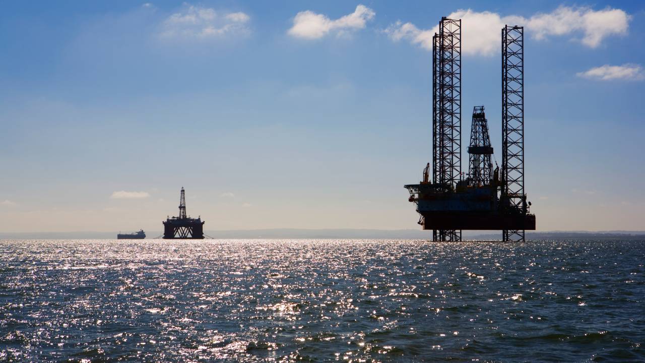 petróleo.