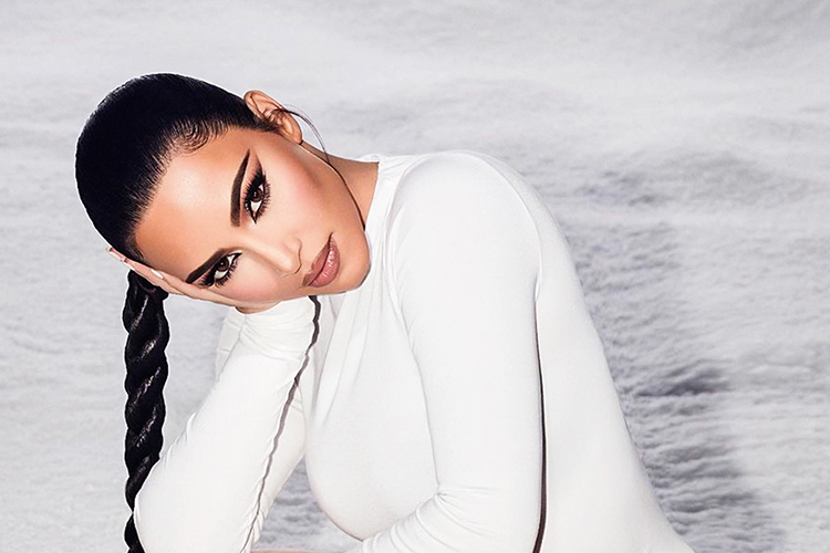 NASA rebate Kim Kardashian após teorias sobre viagem à Lua