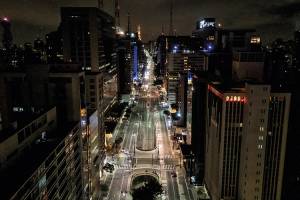 Vista aérea da Avenida Paulista Fase emergencial