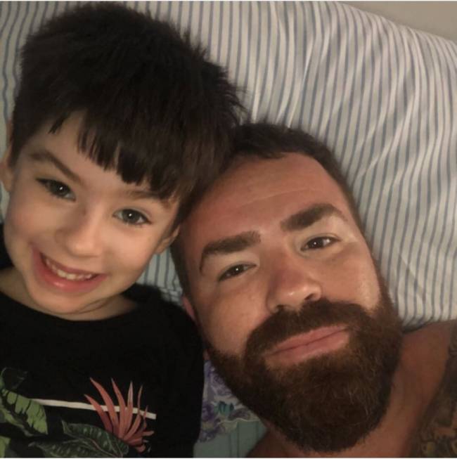 caso henry 2 O engenheiro Leniel Borel e o filho Henry, de 4 anos: ele transformou a luta por Justiça em sua bandeira