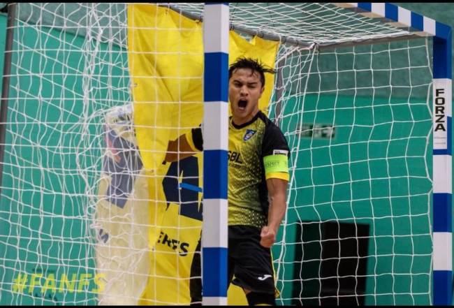 Ricardinho: 'Sou fã do Falcão, do Ronaldinho… e do Corinthians