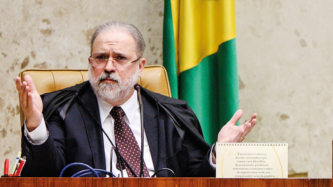 PROCESSO - Augusto Aras: acordo na PGR prevê o pagamento de uma multa de 230 milhões de reais -