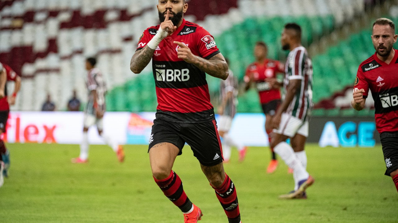 Gabigol, do Flamengo, comemora seu gol contra o Fluminense