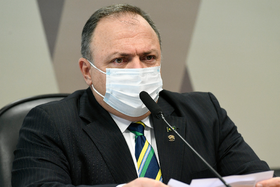 O ex-ministro da Saúde Eduardo Pazuello durante depoimento à CPI da Pandemia - 19/05/2021 -