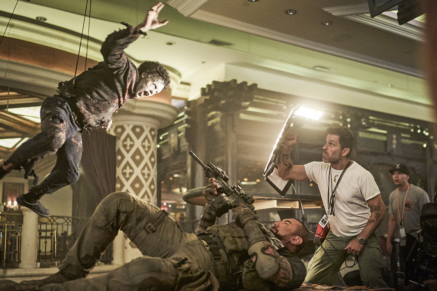 O cineasta Zack Snyder leva seus zumbis à Netflix com 'Army of the Dead' |  VEJA