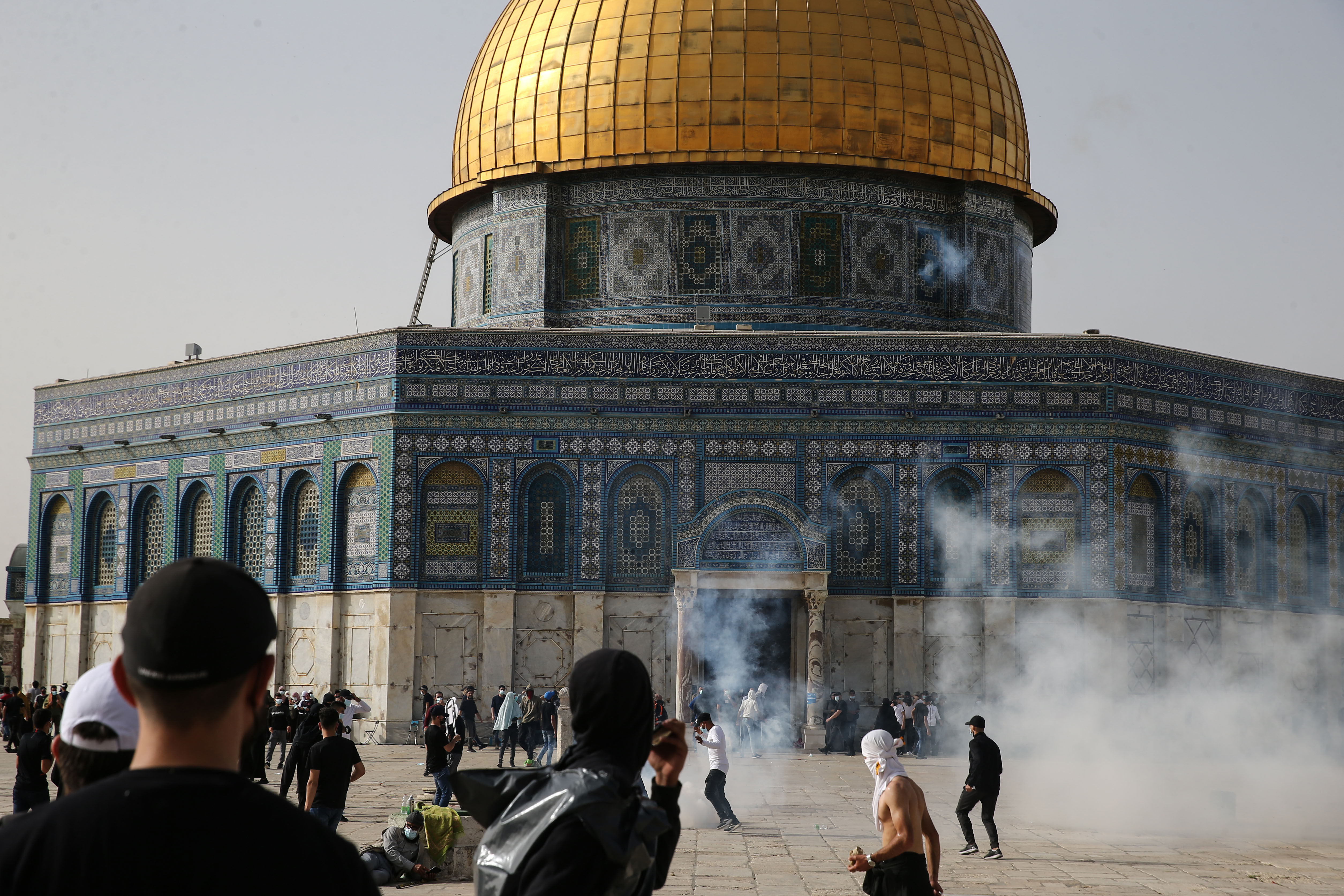 Conflitos entre palestios e policiais israelenses no entorno da mesquita Al-Aqsa, em Jerusalém - 10/05/2021