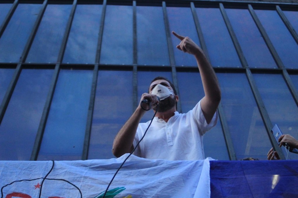 Guilherme Boulos na manifestação contra o governo Bolsonaro na Avenida Paulista -