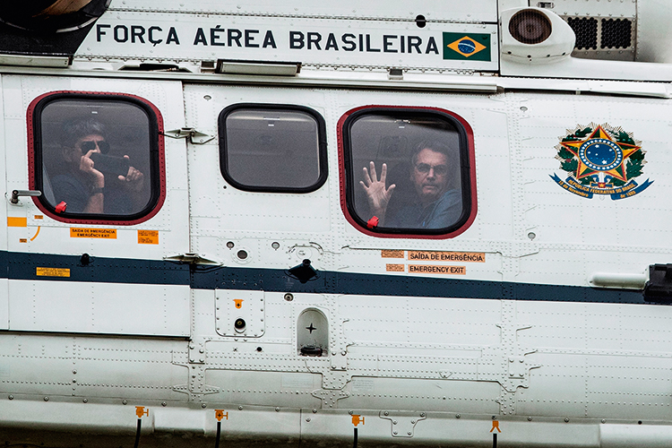 VISTORIA - Bolsonaro no ar: de olho na manifestação pró-governo em Brasília -