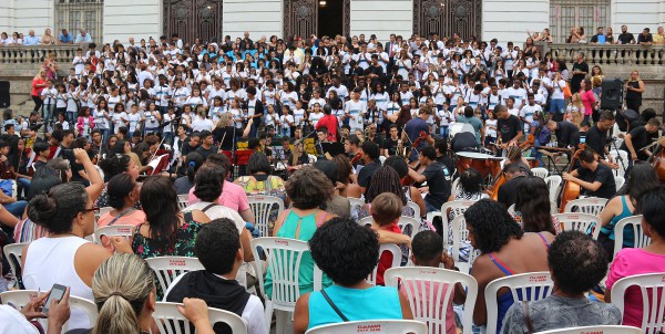 Apresentação de alunos de escolas municipais do Rio de Janeiro