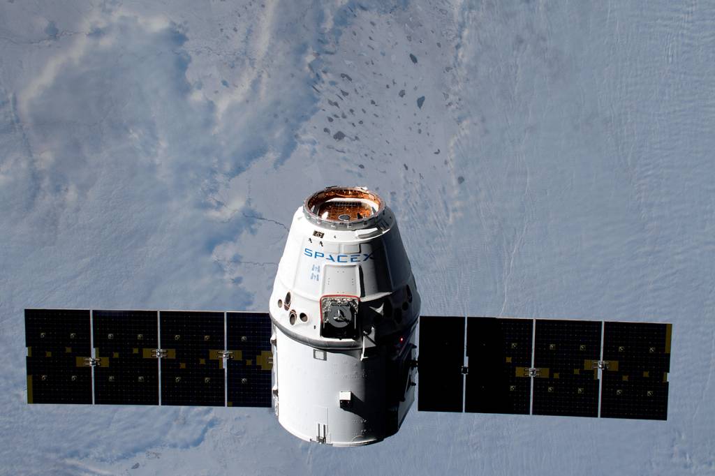 49201150401_900b8d2c0d_o.jpg NAVE DA SPACEX - No ar: o setor privado deu novo impulso à corrida espacial -