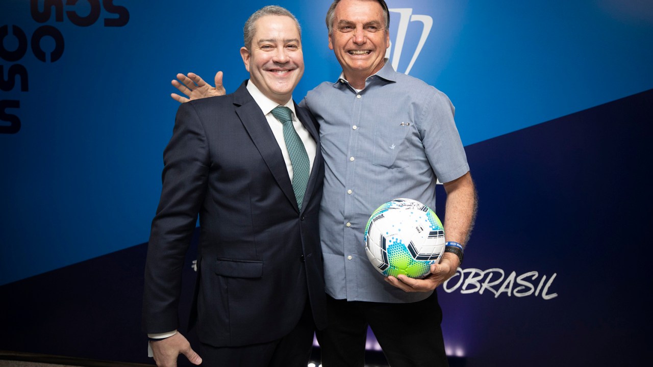 O presidente da CBF, Rodrigo Caboclo, e o presidente da República, Jair Bolsonaro -