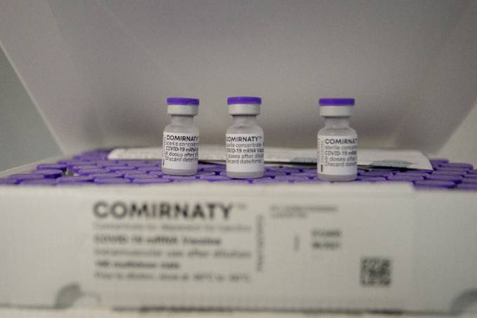 Doses da vacina contra a Covid-19 produzida pela Pfizer e BioNTech distribuídas pelo Brasil – 03/05/2021 –