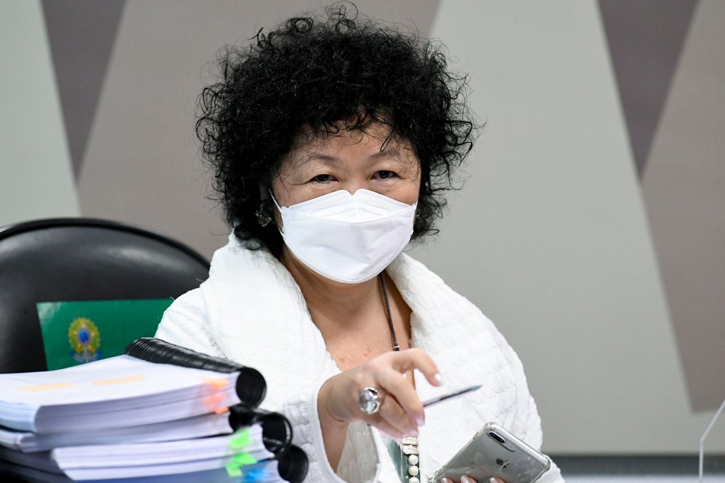 A médica Nise Yamaguchi durante depoimento à CPI da Pandemia