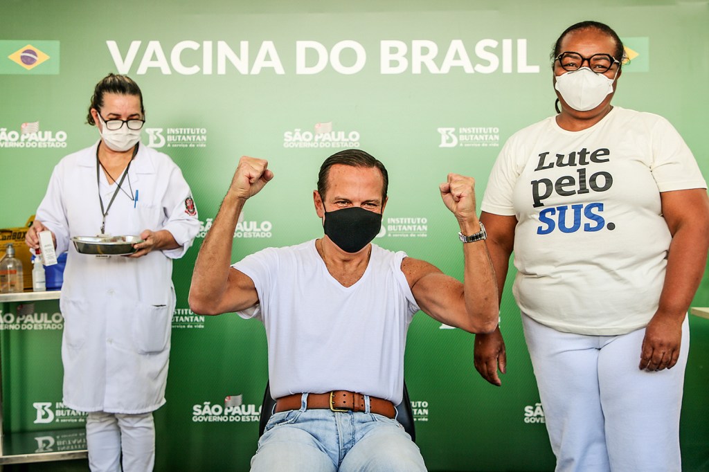 “PAI DA VACINA” - Doria: o esforço do tucano foi reconhecido publicamente por Eduardo Paes -