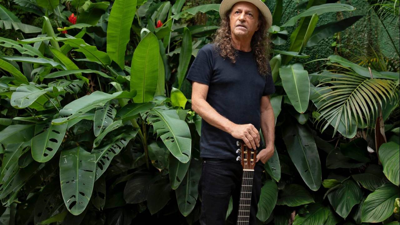 O cantor e compositor Alceu Valença -